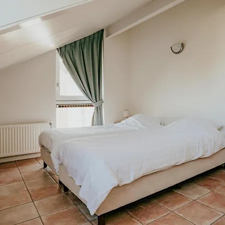 3 Bedroom Beautiful In 別荘 *